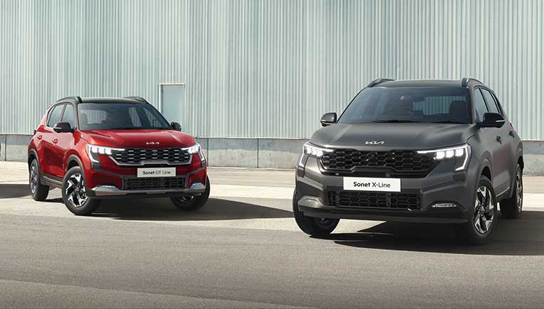 4 new Kia Sonet variants with sunroof launched at Rs 819,000 onward