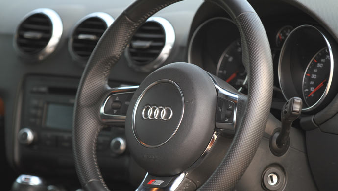 Smart steering and dash