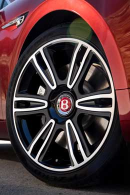 The Flying Spur V8 S