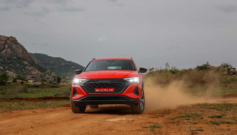 Audi-Q8-Sportback-e-tron