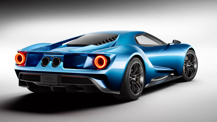 The GT makes extensive use of lightweight materials, including carbon fibre and aluminum