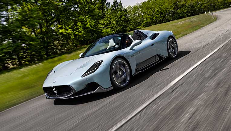 Global premiere of new Maserati MC20 Cielo 
