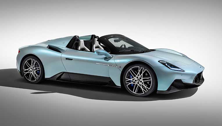 Global premiere of new Maserati MC20 Cielo 