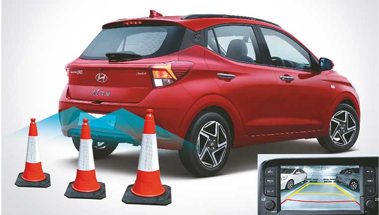 Rear-parking-camera-with-display-on-audio