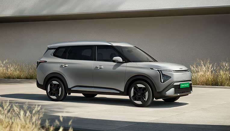 Kia Carens Clavis electric vehicle launched at Rs 17.99 lakh onward