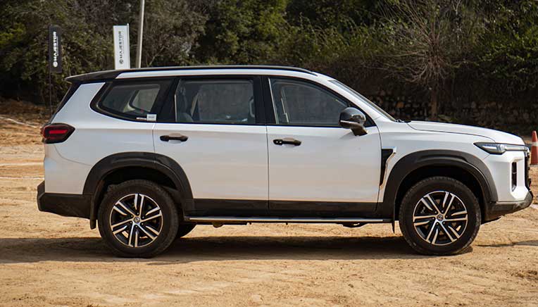 MG Majestor 4X2 Automatic top trim launched at INR 40.99 lakh