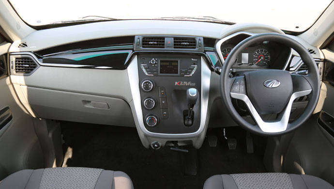 Mahindra KUV1OO interior