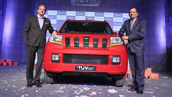 Anand Mahindra and Dr Pawan Goenka at the launch of the TUV300 in Chakan (Pune) in Maharashtra