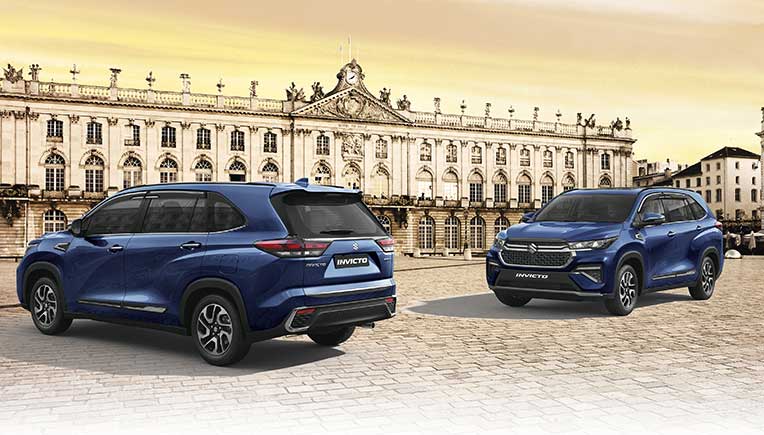 Maruti Suzuki Invicto front and rear views