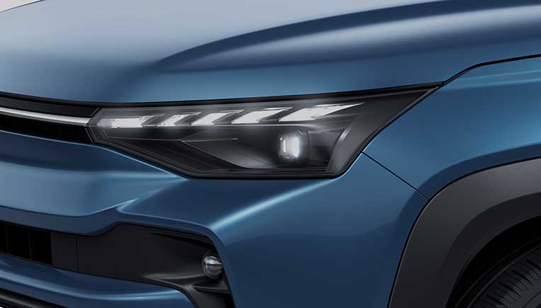 Maruti Suzuki Victoris LED_projector_headlamp