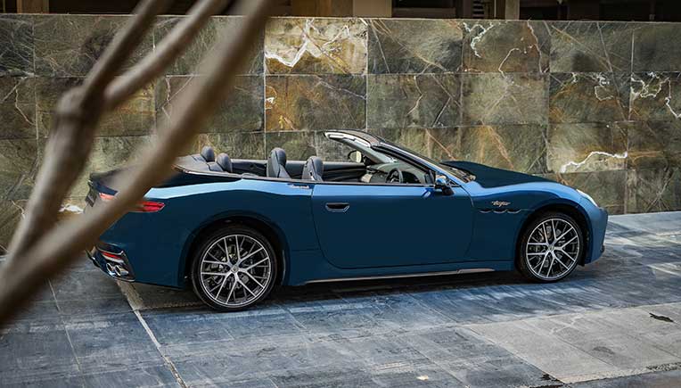 Maserati-GranCabrio---Fuoriserie