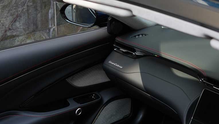 Maserati-GranCabrio---Fuoriserie