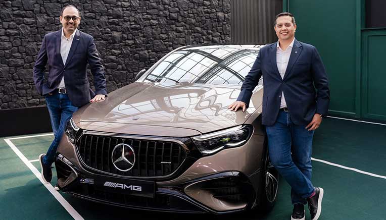 Santosh-Iyer,-MD-&-CEO,-Mercedes-Benz-India-&-Brendon-Sissing,-VP-Sales-&-Marketing,-Mercedes-Benz-India-with-AMG-E-53-Hybrid-4MATIC+
