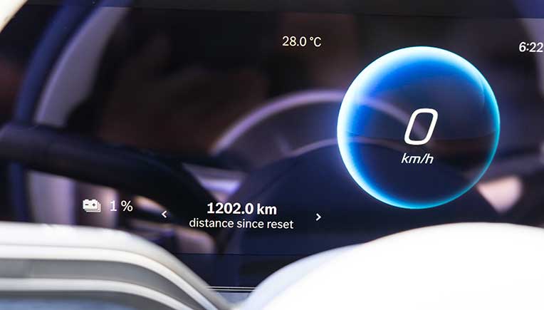 Mercedes-Benz Vision EQXX breaks own efficiency record on 1,202 km road trip 