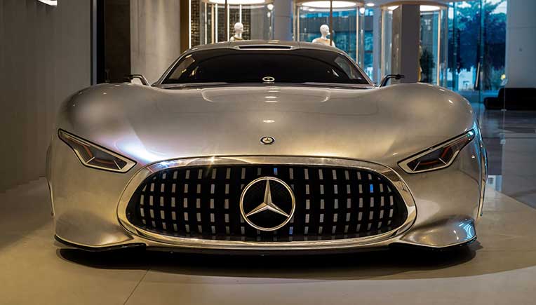 Mercedes-Benz showcases futuristic Mercedes-AMG GT6 concept car
