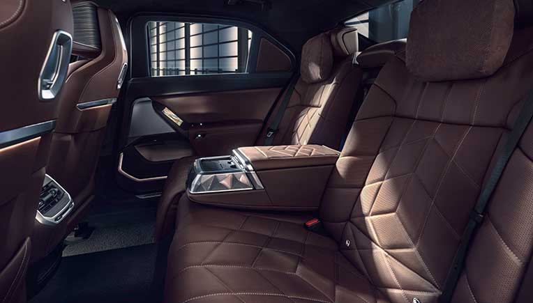 New BMW 7 Series Protection car available as CBU 