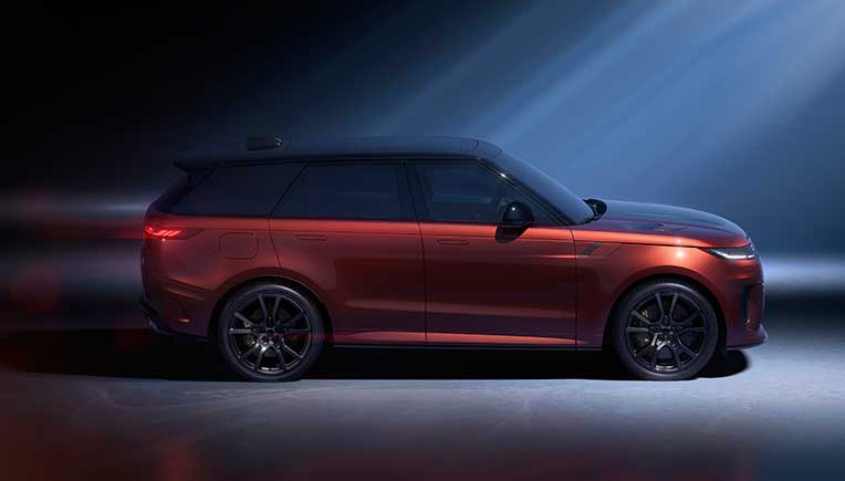 New Range Rover Sport SV Carbon world premiere on Aug 13