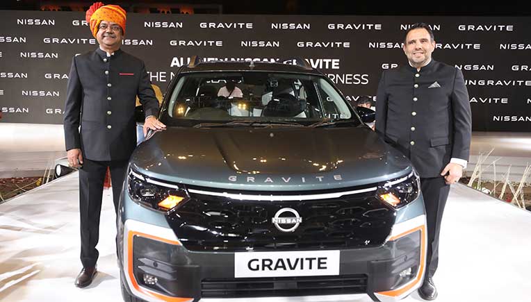 Thierry-Sabbagh-and-Saurabh-Vatsa-at-launch-of-Gravite