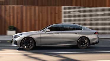 Bookings open for the first-ever BMW i5 Long Wheelbase