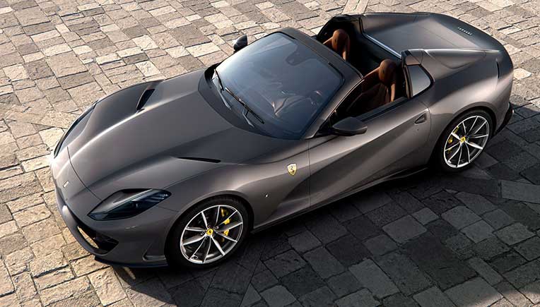 Ferrari 812 GTS, the V12 spider returns