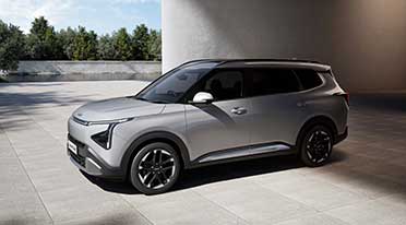 Kia India unveils Carens Clavis, a premium recreational vehicle