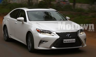 Lexus ES 300h Hybrid | First Drive