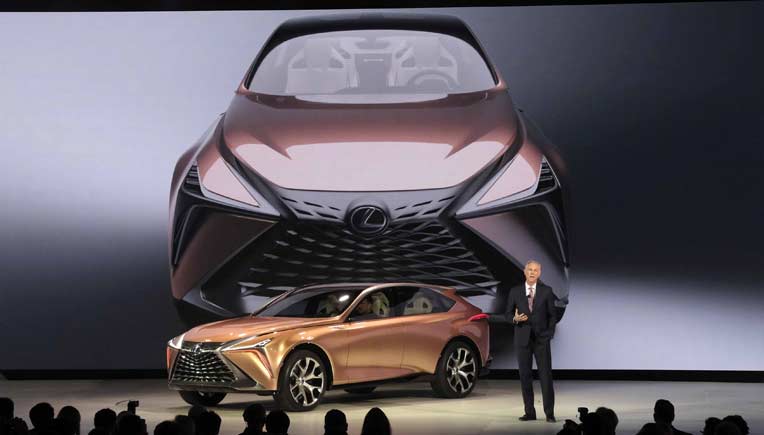 New Lexus flagship luxury crossover LF-1 Limitless Concept revealed at 2018 Detroit show