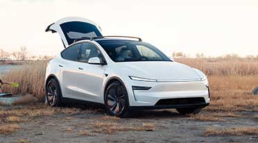 Tesla Introduces 2026 Model Y premium rear-wheel drive at Rs 50.89 lakh