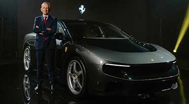 Universo Ferrari show enthrals thousands in Capital 