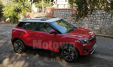 XUV300 PETROL AUTOSHIFT  Shift to Power
