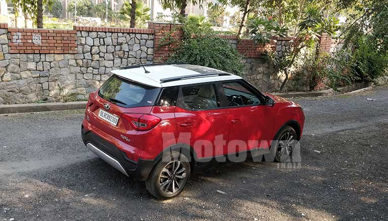 XUV300 PETROL AUTOSHIFT  Shift to Power