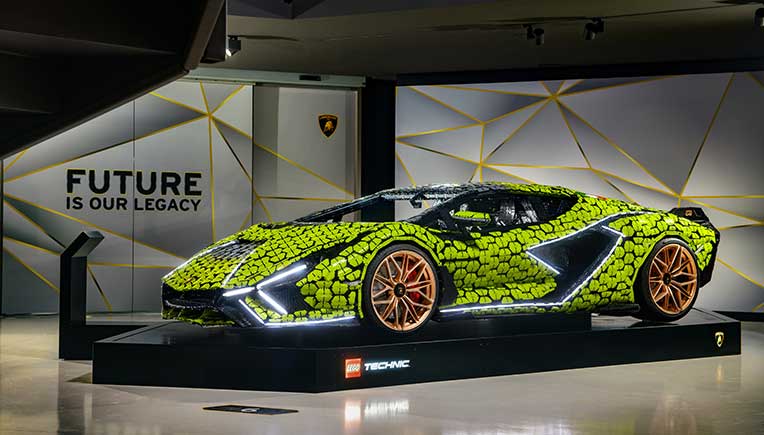 A 1:1 scale Lego Technic tribute to Lamborghini Sián FKP 37 