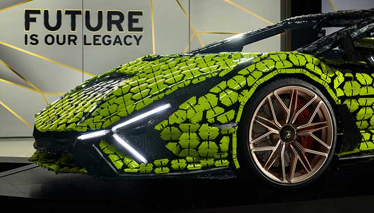 A 1:1 scale Lego Technic tribute to Lamborghini Sián FKP 37 