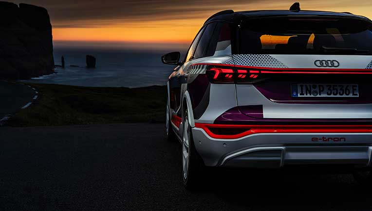 Audi Q6 e-tron with second-generation digital OLED technology