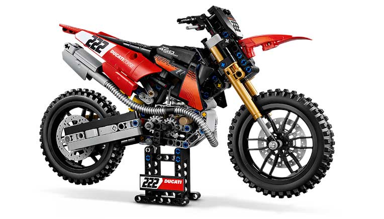 New Lego Technic set dedicated to Ducati Desmo450 MX Factory