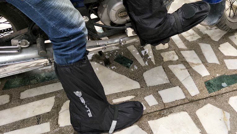 Ignyte shoe cover