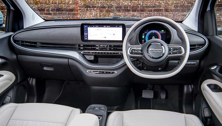 Fiat 500 E, picture courtesy Fiat, Stellanits