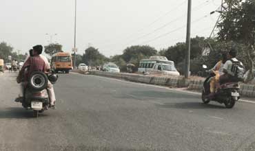 Papa says ‘No’, Mama says ‘No’ to traffic norms