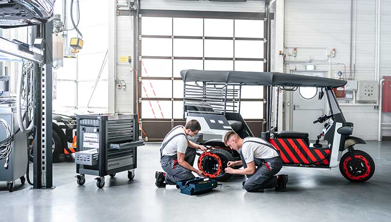 Audi e-tron battery modules power electric rickshaws in India
