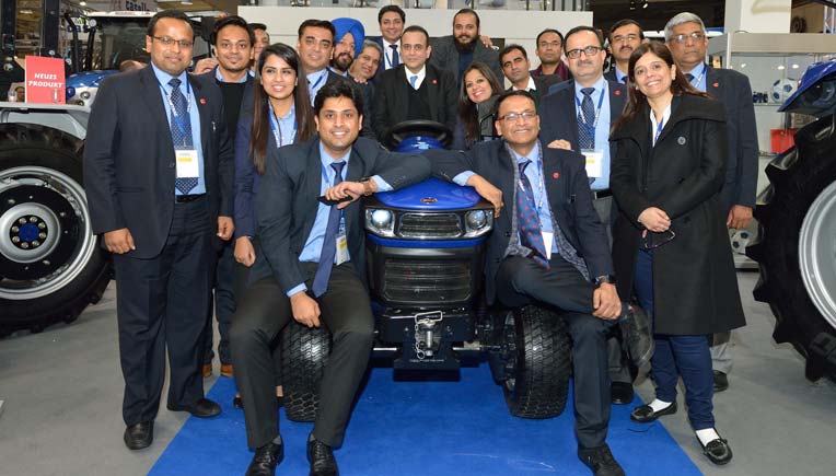 Nikhil Nanda with his team