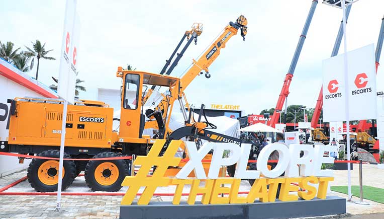 Escorts unveils India’s first Hybrid Pick-n-Carry Crane, Mono Chassis Safe Crane 