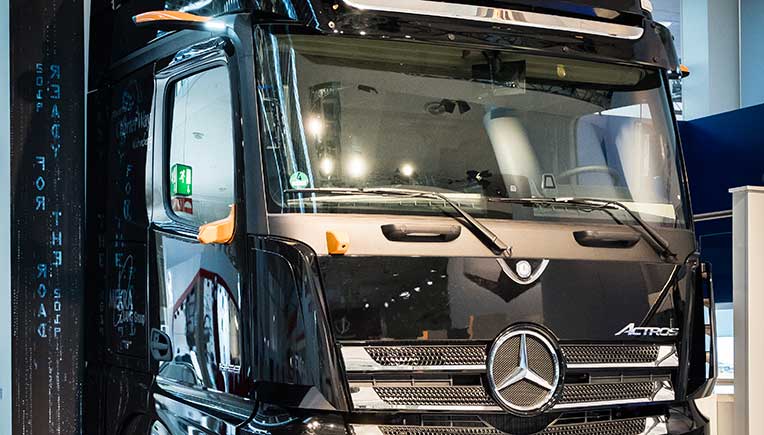 Mekra revolutionises trucks ergonomics