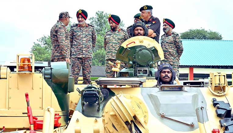 Indian Army rolls out first overhauled Armoured Recovery Vehicle VT-72B 