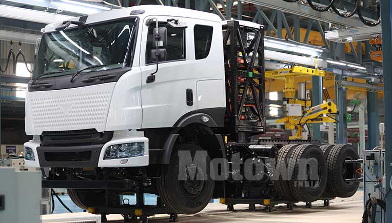 Montra Electric launches all new Rhino 5538 EV 4x2 TT at Rs 1.15 crore