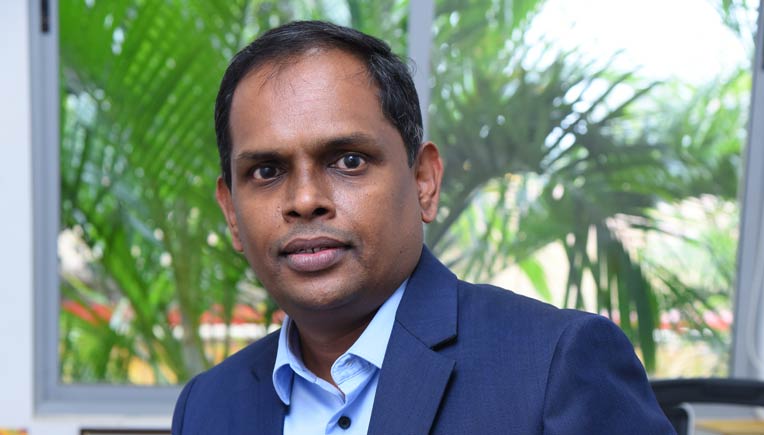 Suresh Chettiar 