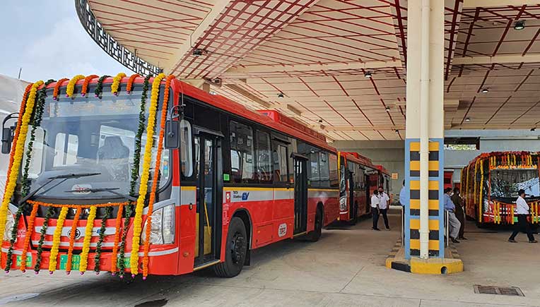 Tata Motors delivers 35 electric buses to BEST