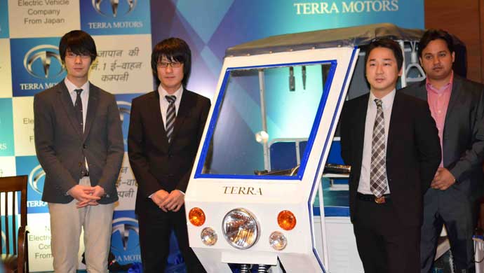 Terra Y4Alfa e-rickshaw 