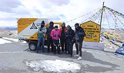Astro Motors Navya is 1st electric 3-wheeler to reach Umling La Pass 