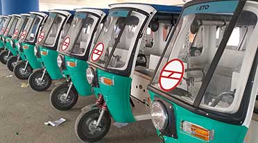 ETO Motors launches 100 e-rickshaws across four Delhi Metro Stations 