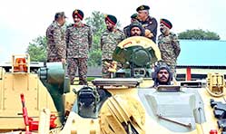Indian Army rolls out first overhauled Armoured Recovery Vehicle VT-72B 